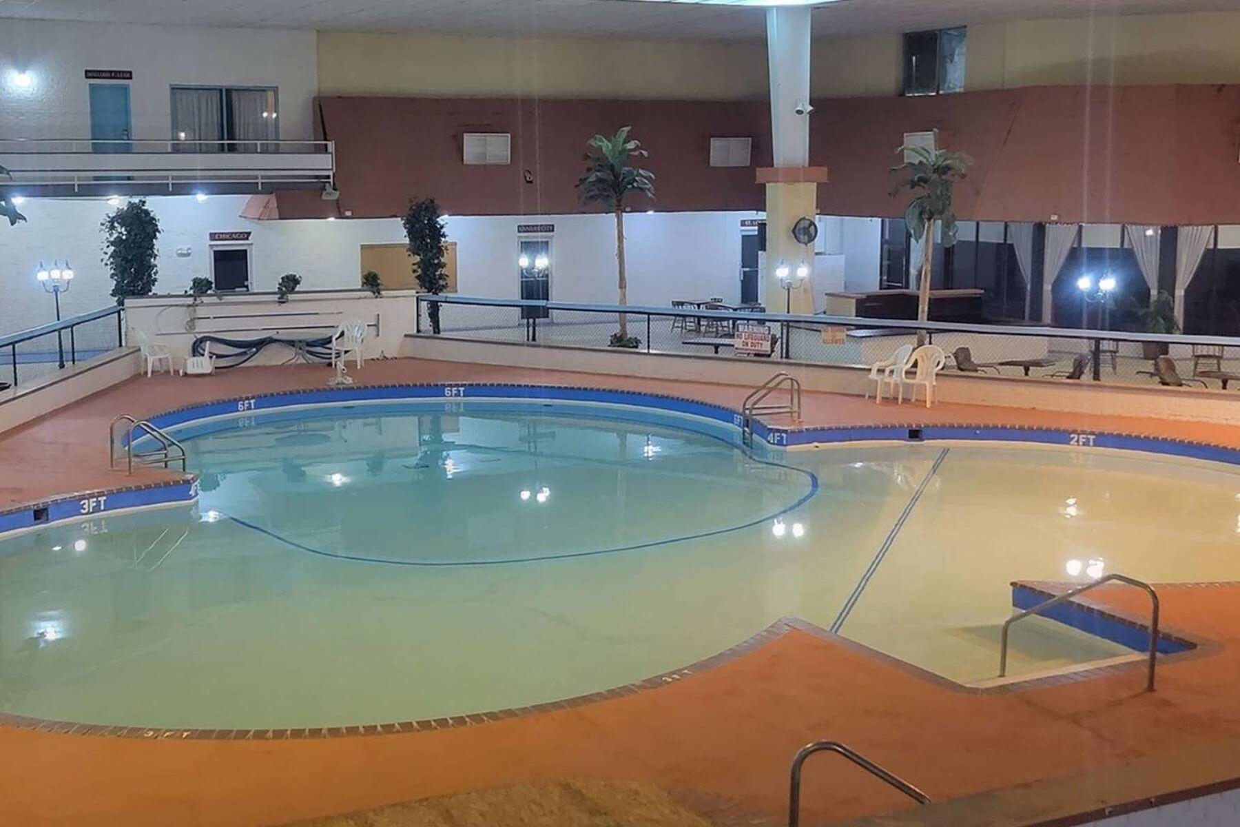 Baymont By Wyndham הניבאל מראה חיצוני תמונה